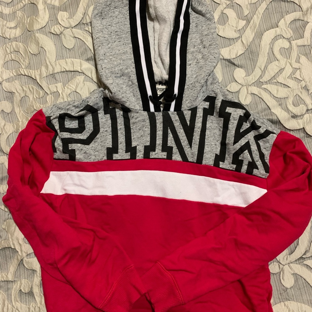 Victoria’s Secret PINK cropped hoodie